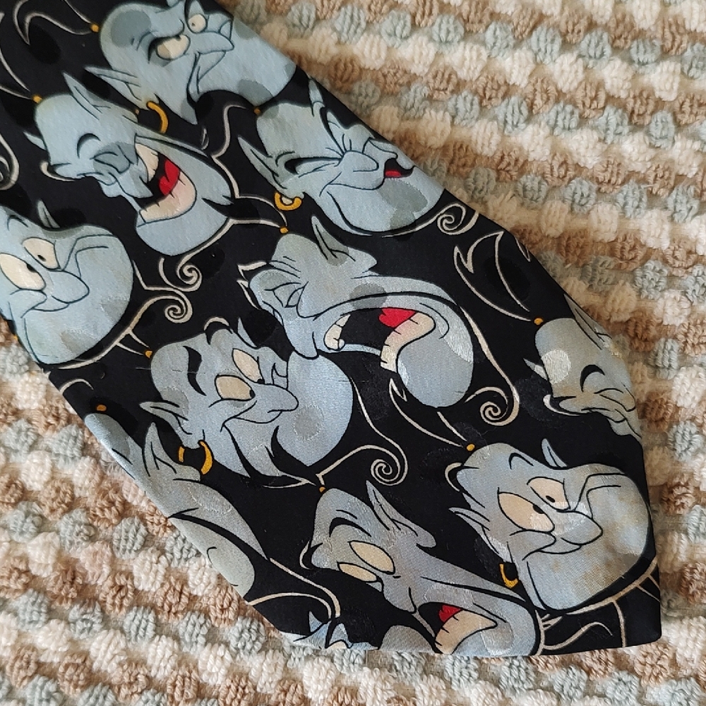 Alladdin GENIE silk tie Circa 1990s Rare